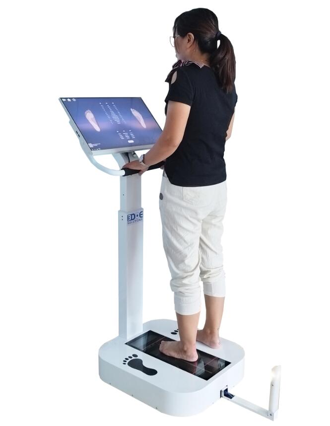 Sole 3D scanner - professional measurement of arch, scientific customization of shoes